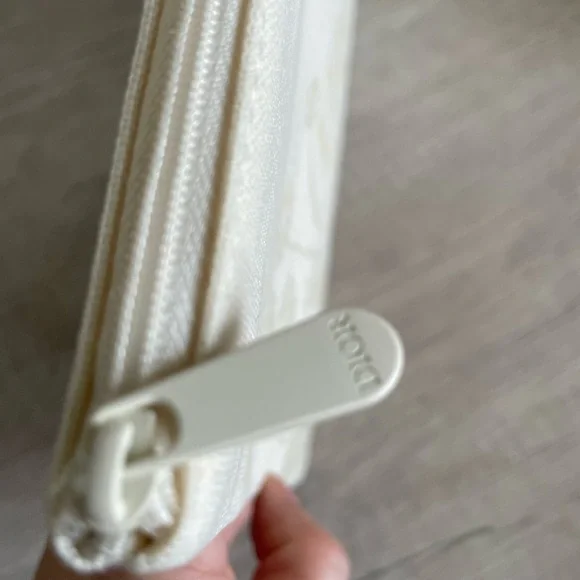 Dior Floral Flat Pouch. New. Comes With Box. - Picture 5 of 6